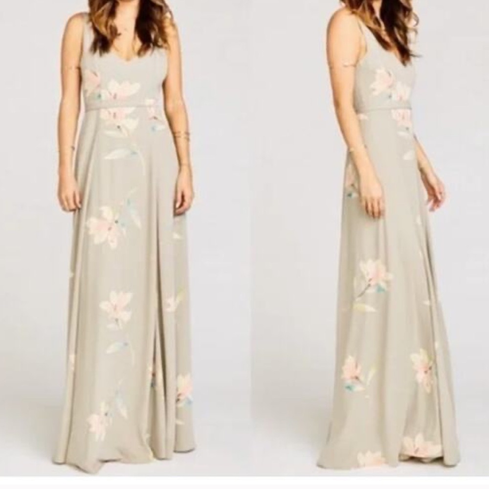 SHOW ME YOUR MUMU NWT Jenn V-Neck Maxi Dress in Gray Floral Sz M